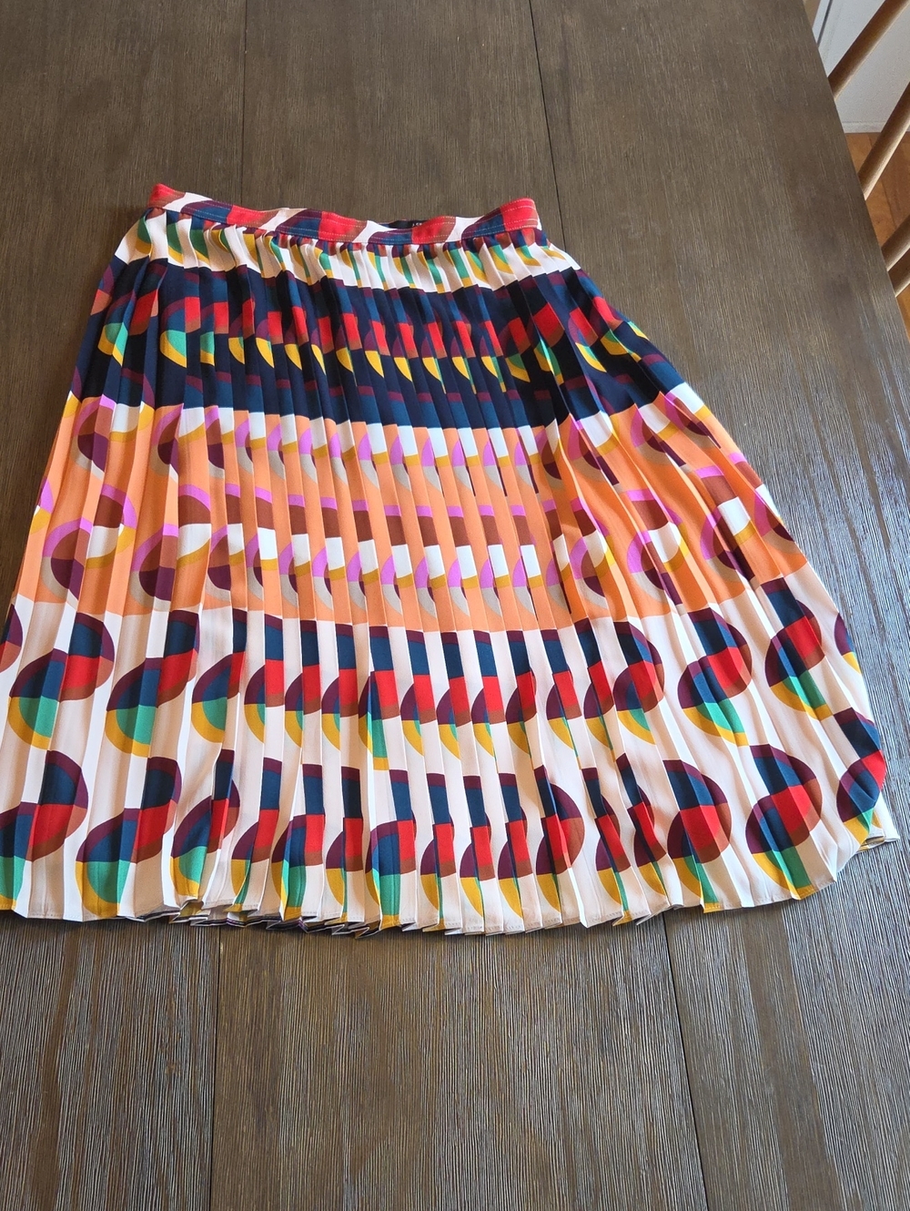 J Crew Pleated A-Line Midi Skirt in Art Deco Print Sz 4